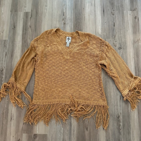 Gold Western Fringe Sweater - Picture 1 of 3